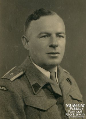Zdjęcie portretowe w mundurze Polskich Sił Zbrojnych na Zachodzie