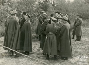 Strażnicy graniczni podczas okręgowych zawodów pięcioboju w Rawiczu