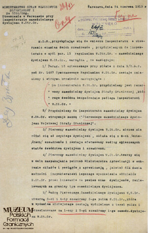 1. Tytuł: utworzenie przy Inspektoracie Wojskowej Straży Granicznej   w Warszawie Samodzielnego Dywizjonu WSG
2. Treść: Zarządzenie Ministerstwa Spraw Wojskowych tworzące   Samodzielny Dywizjon WSG
3. Hasła przedmiotowe: Ministerstwo Spraw Wojskowych, Wojskowa Straż Graniczna, Samodzielny Dywizjon WSG
4. Wytwórca: Ministerstwo Spraw Wojskowych
5. Czas powstania: 24.06.1919 r.
6. Miejsce sporządzenia: Polska, Warszawa
7. Materiał i technika wykonania: maszynopis
8. Wymiary: 20 x 33 cm.
9. Stan zachowania: dobry
10. Miejsce przechowywania/właściciel: Archiwum Straży Granicznej w Szczecinie